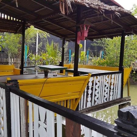 Mykampung Chalet Hotel Ipoh Ngoại thất bức ảnh