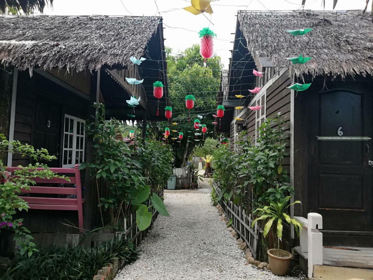 Mykampung Chalet Hotel Ipoh Ngoại thất bức ảnh